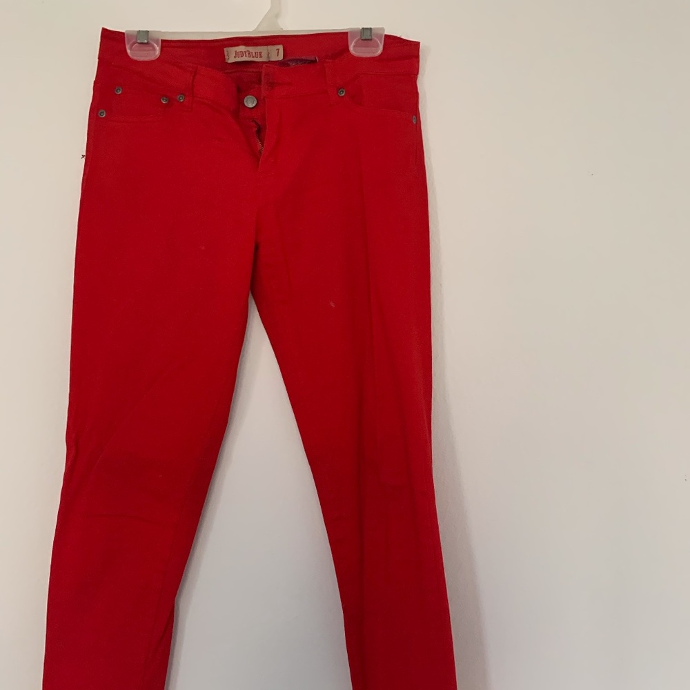 Red skinny jeans